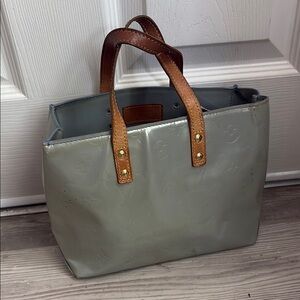 LOUIS VUITTON Monogram Vernis Reade PM Hand Bag